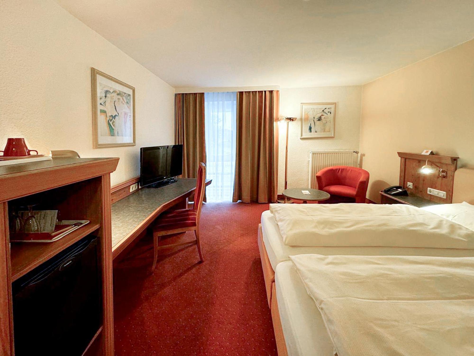 Parkhotel Weingarten Bagian luar foto