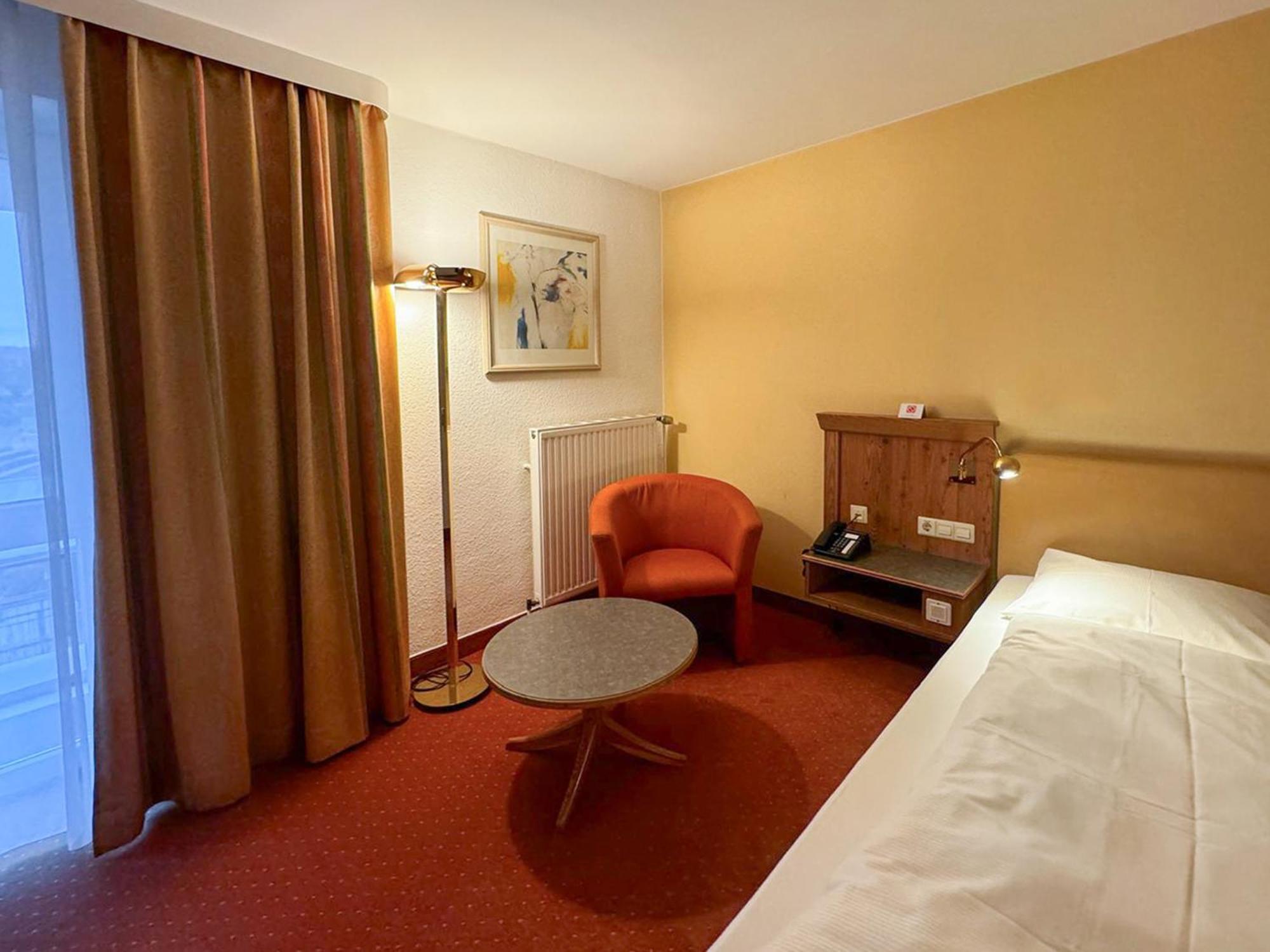 Parkhotel Weingarten Bagian luar foto